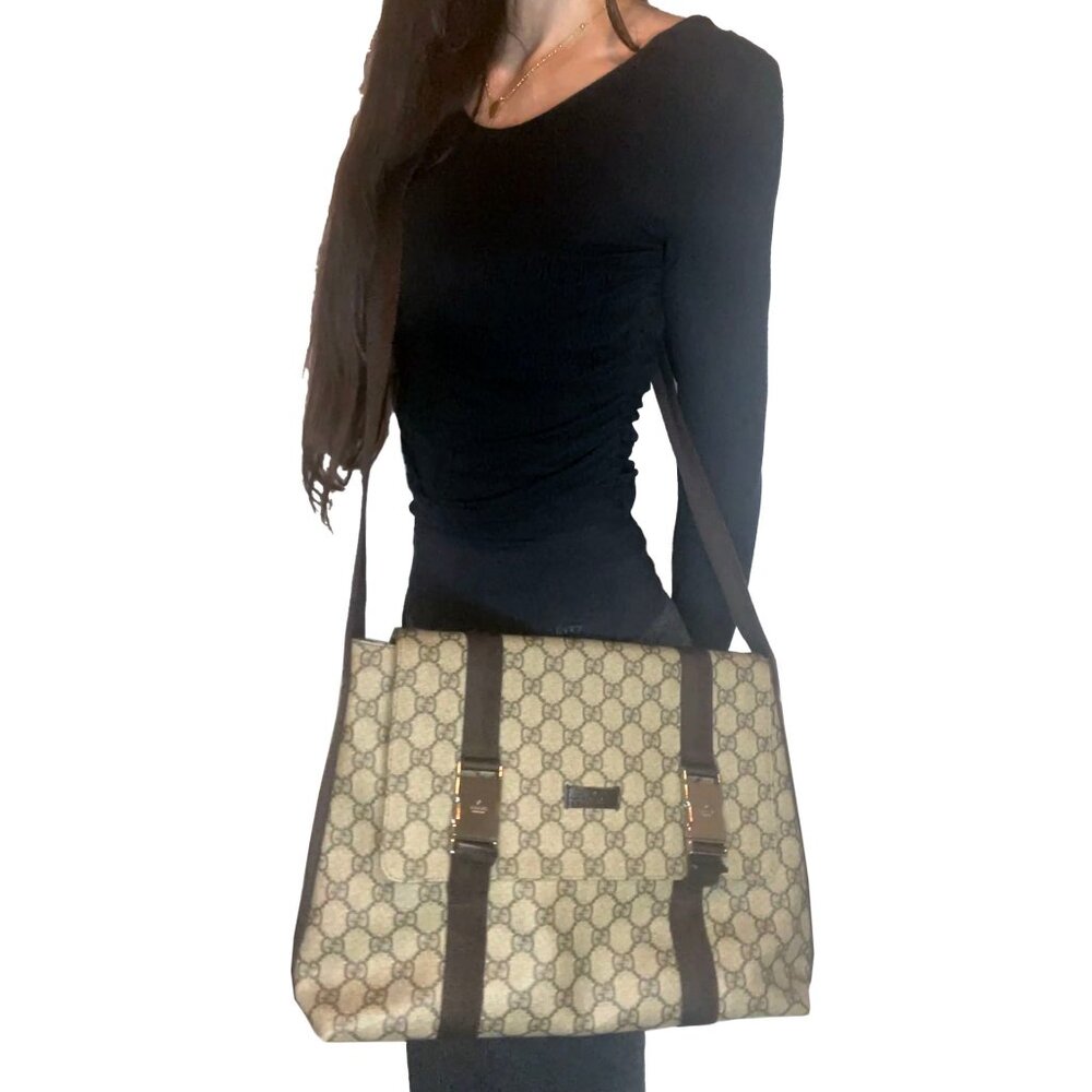 Authentic Gucci GG Supreme Web Canvas Sherry Messenger Bag Monogram Flap Tote - Picture 2 of 15